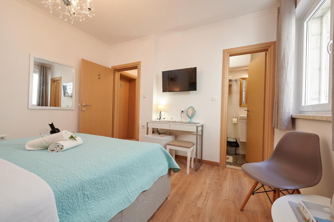Rooms Antonio Trogir Exteriör bild