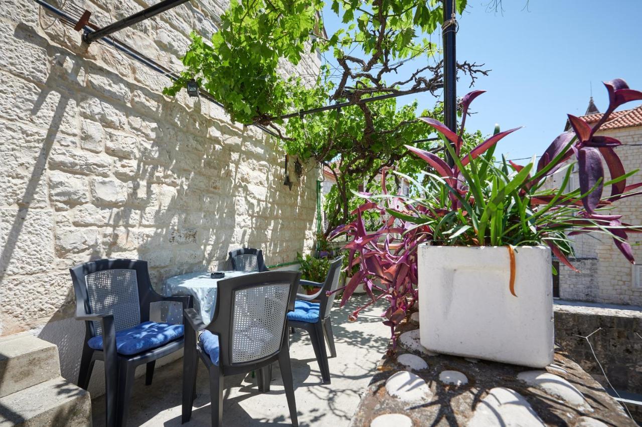 Rooms Antonio Trogir Exteriör bild