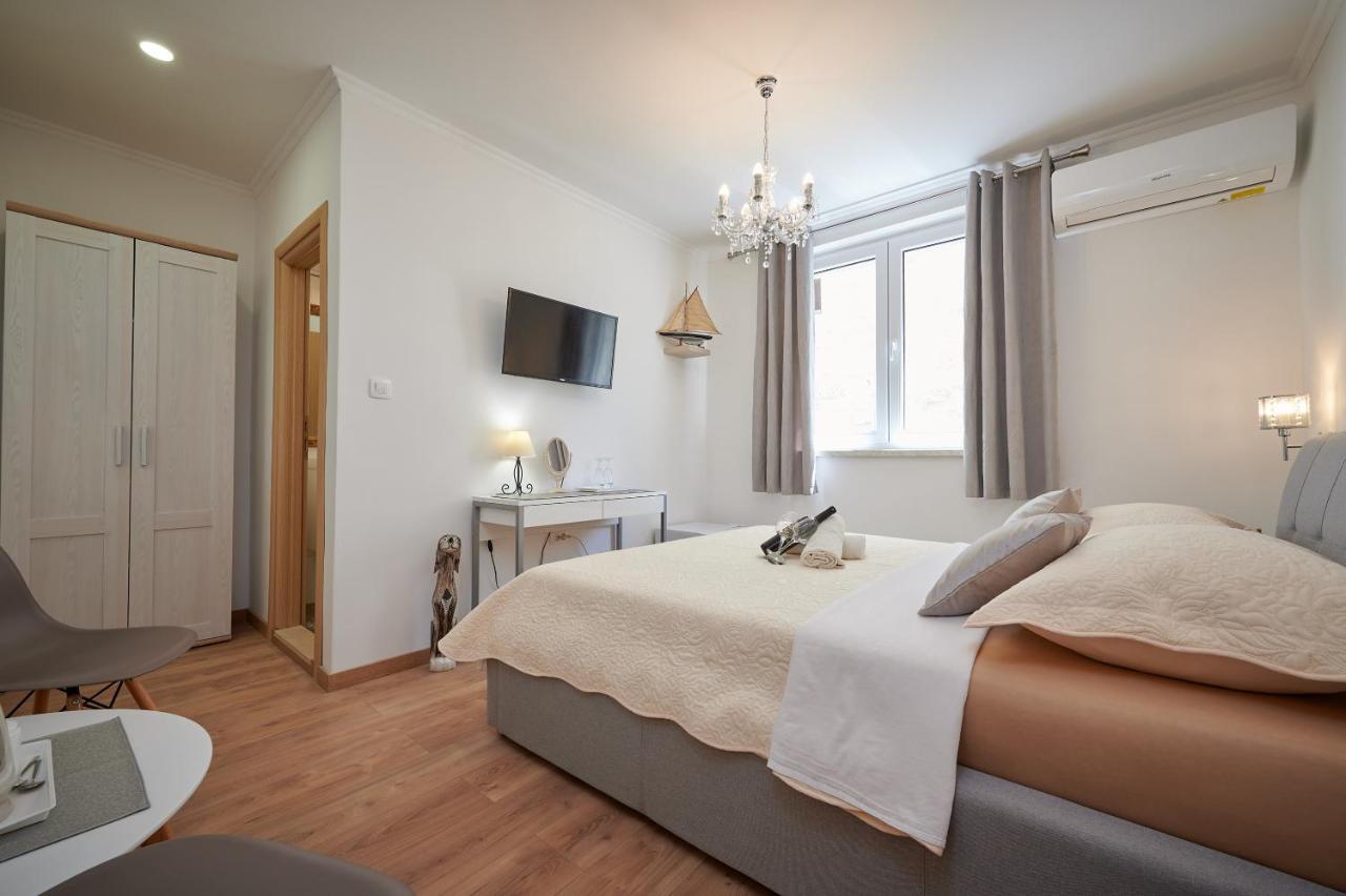 Rooms Antonio Trogir Exteriör bild